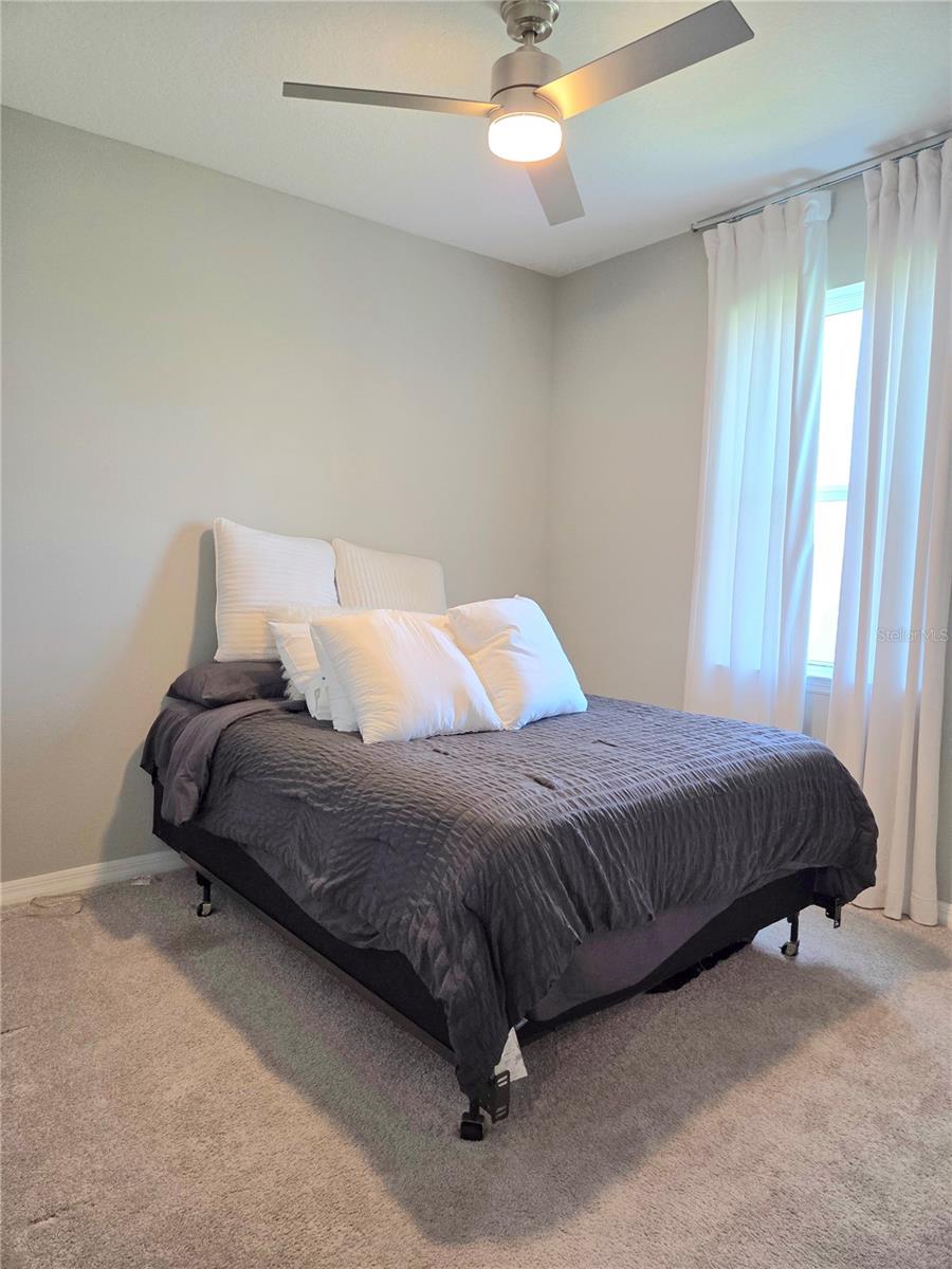 Image 43 of 58 For 13521 Palmera Vista Drive