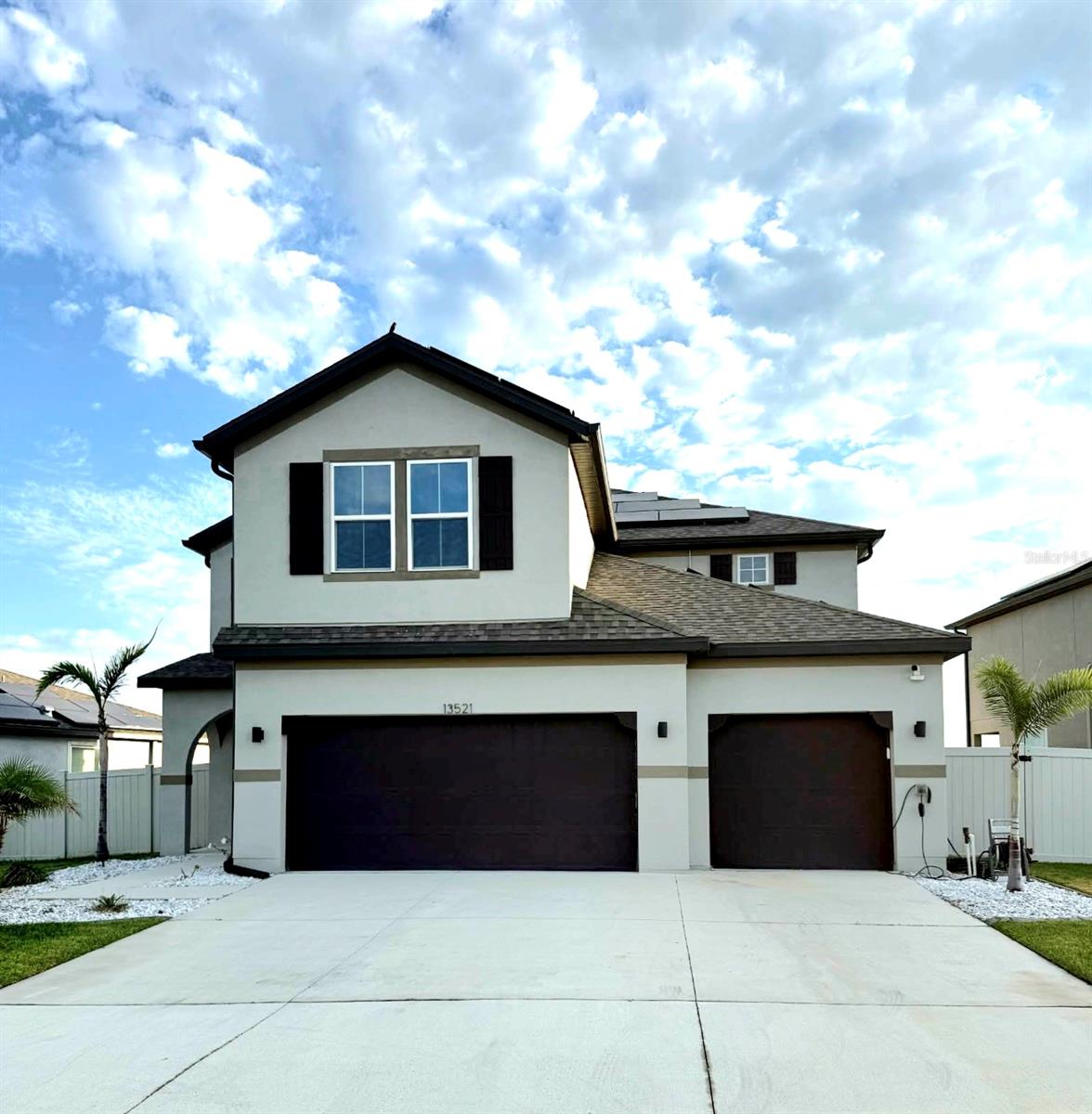 Image 5 of 58 For 13521 Palmera Vista Drive