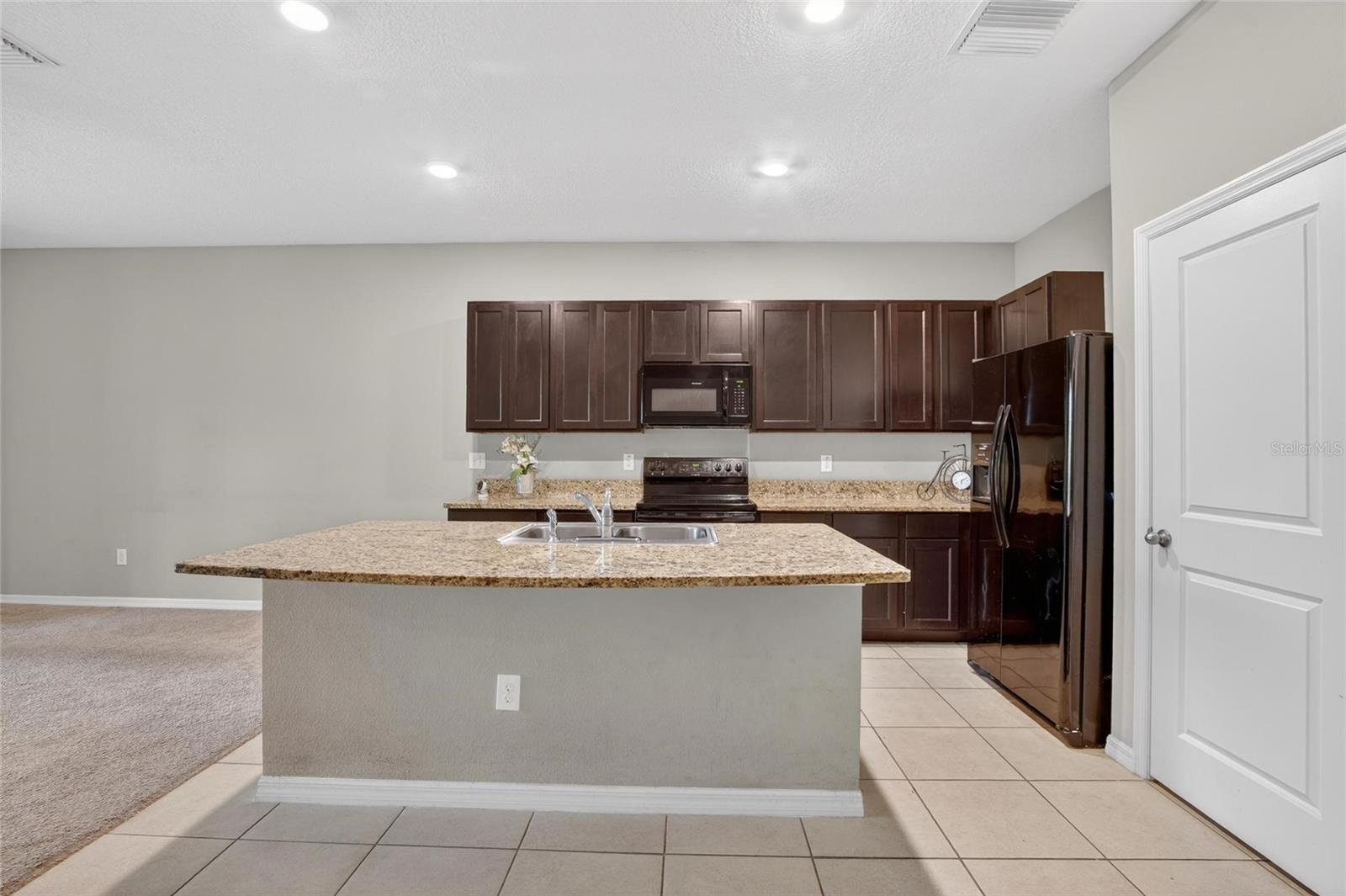 Image 20 of 66 For 6936 Breezy Palm Drive