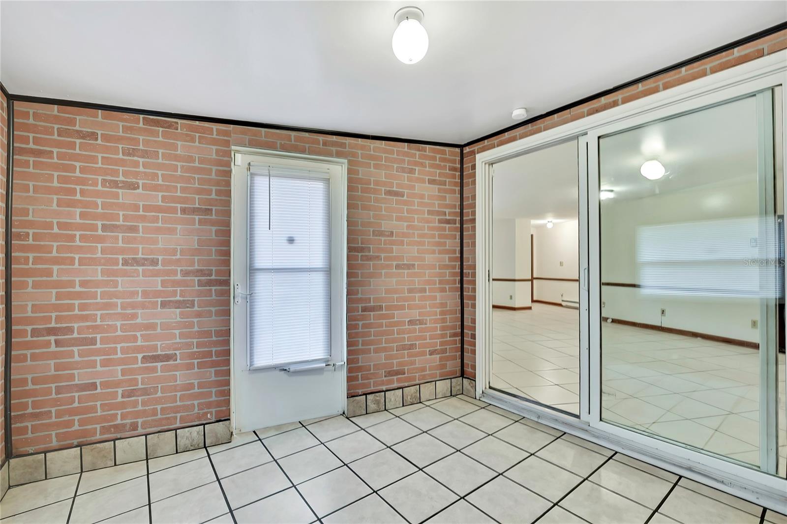 Image 22 of 31 For 7830 Butler Avenue