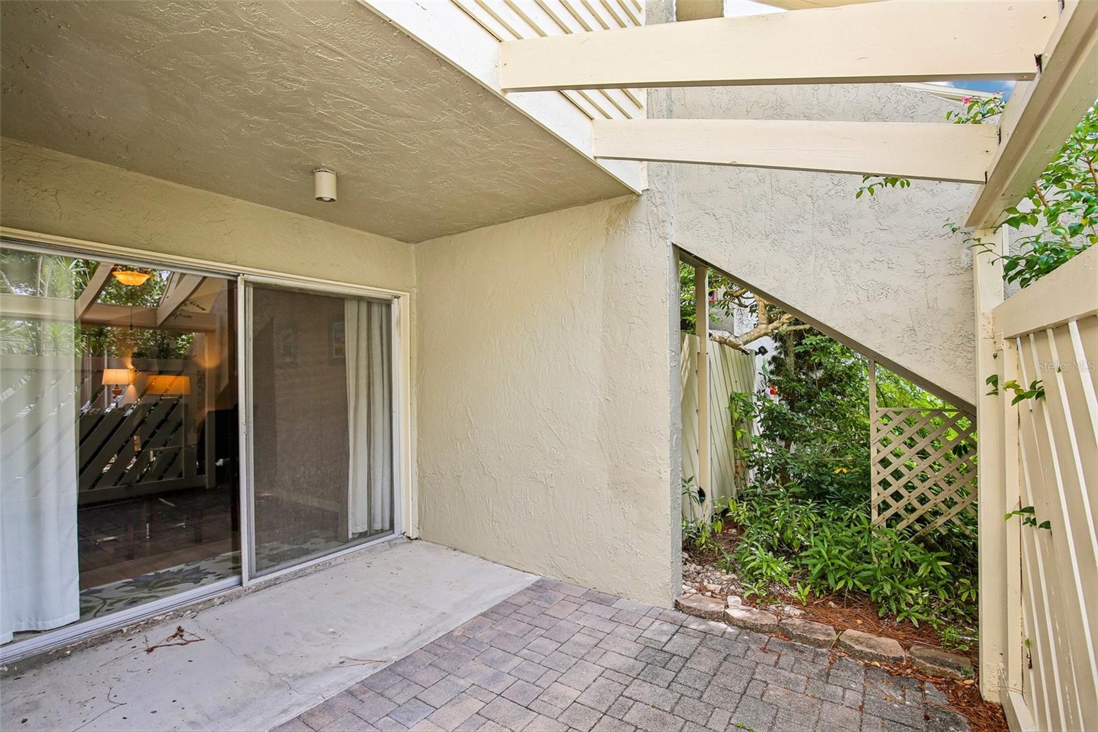Image 10 of 49 For 505 Windrush Bay Drive