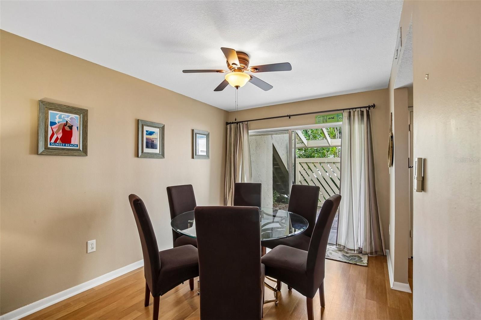 Image 18 of 49 For 505 Windrush Bay Drive