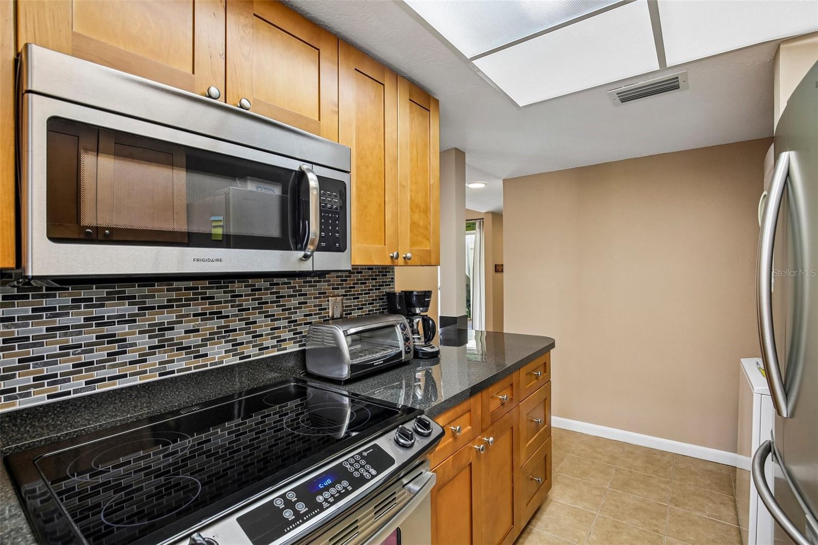Image 21 of 49 For 505 Windrush Bay Drive