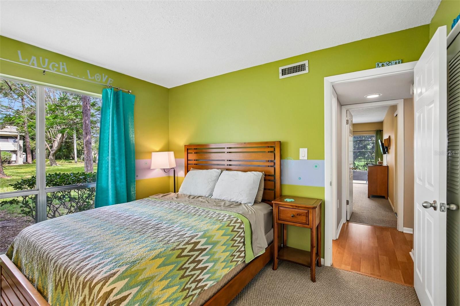 Image 25 of 49 For 505 Windrush Bay Drive