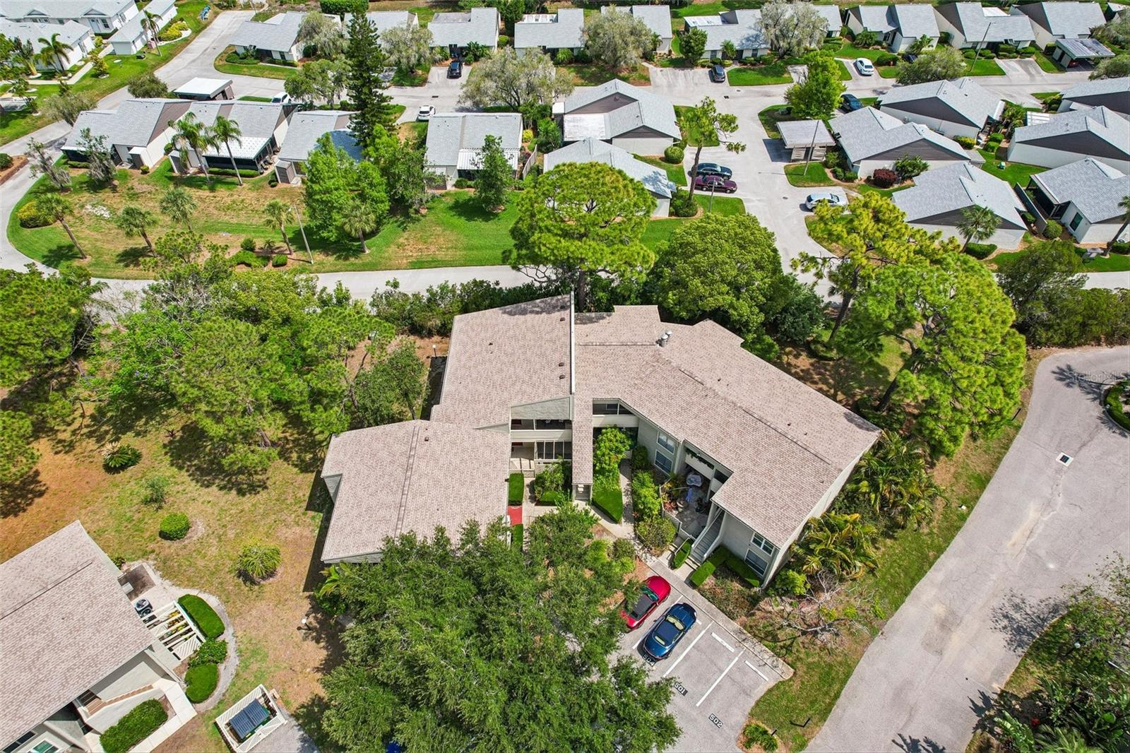 Image 40 of 49 For 505 Windrush Bay Drive