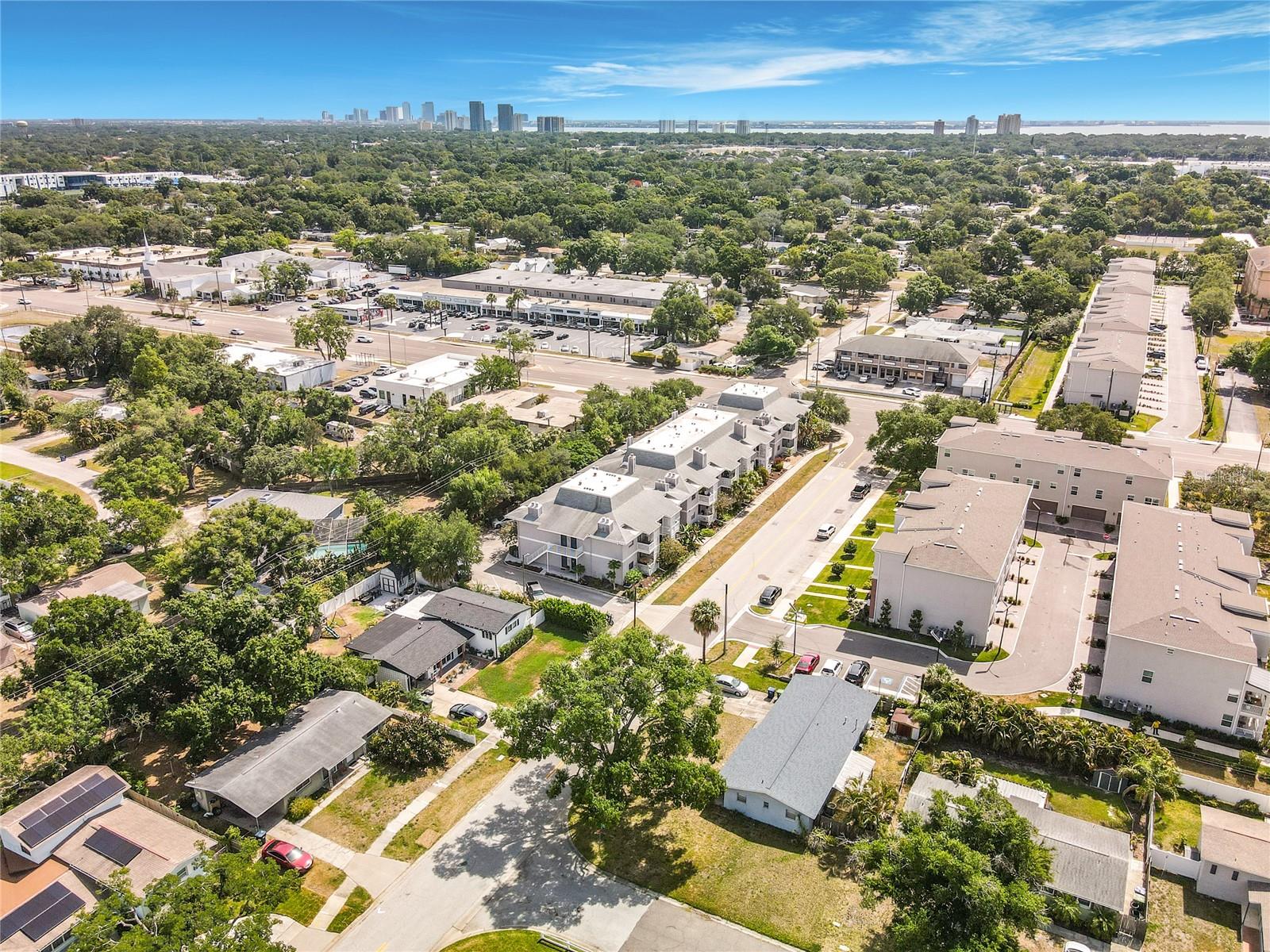 Image 14 of 15 For 4405 Fair Oaks Avenue 18