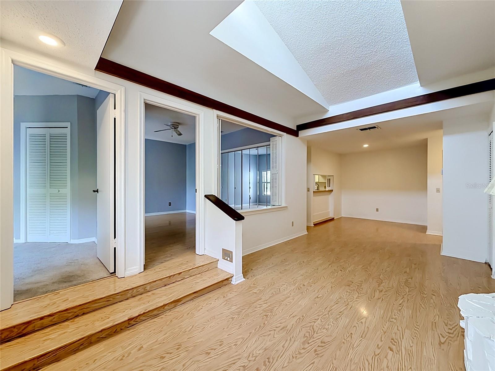 Image 5 of 15 For 4405 Fair Oaks Avenue 18