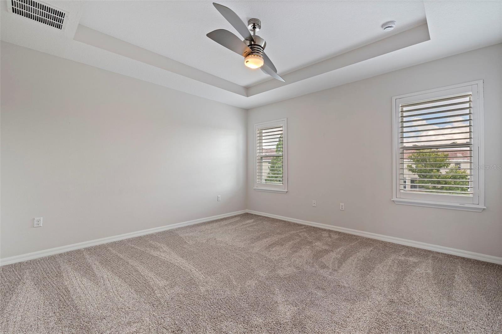Image 17 of 35 For 568 53rd Avenue N