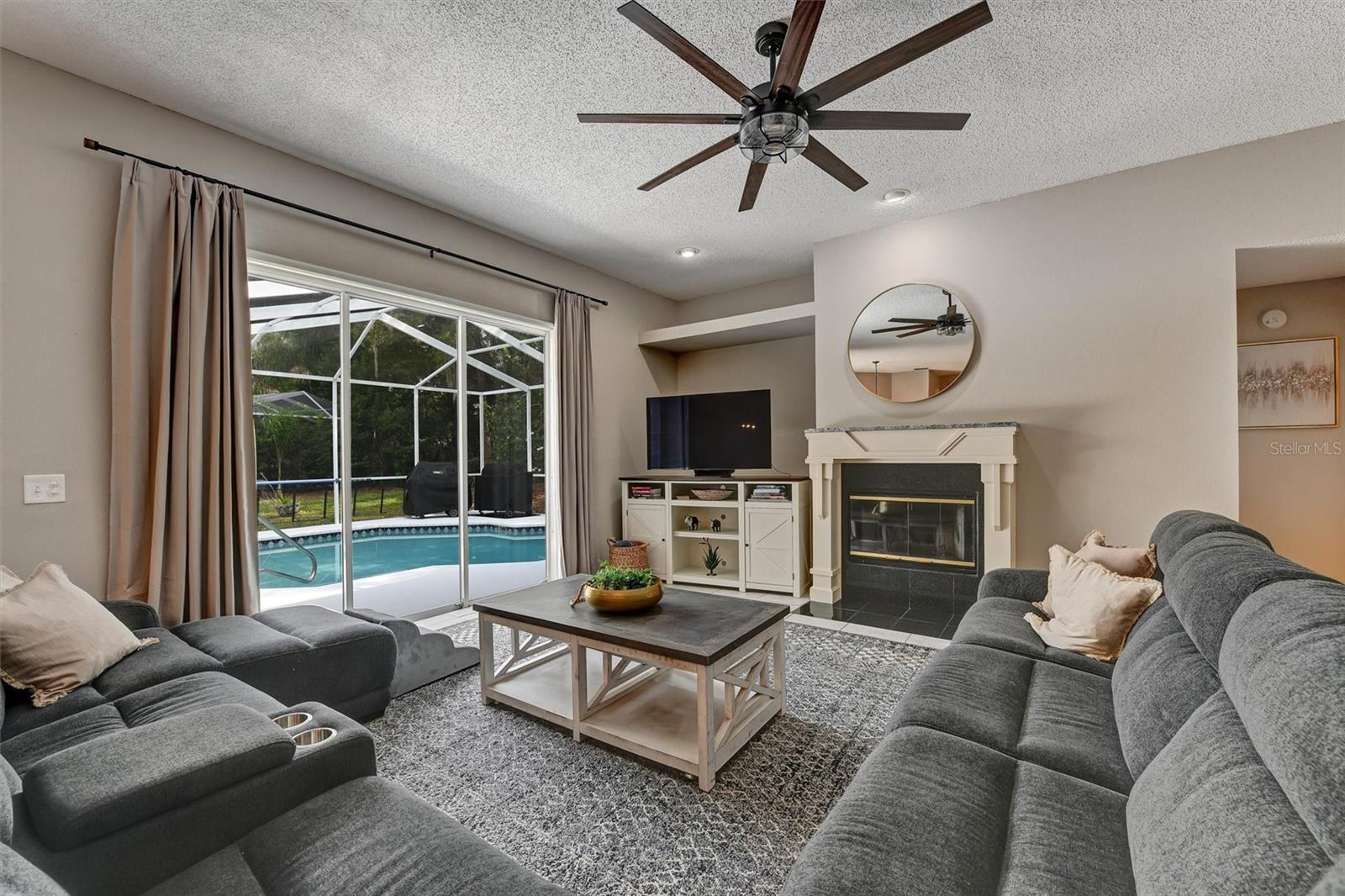 Image 15 of 46 For 4443 Glenbrook Lane