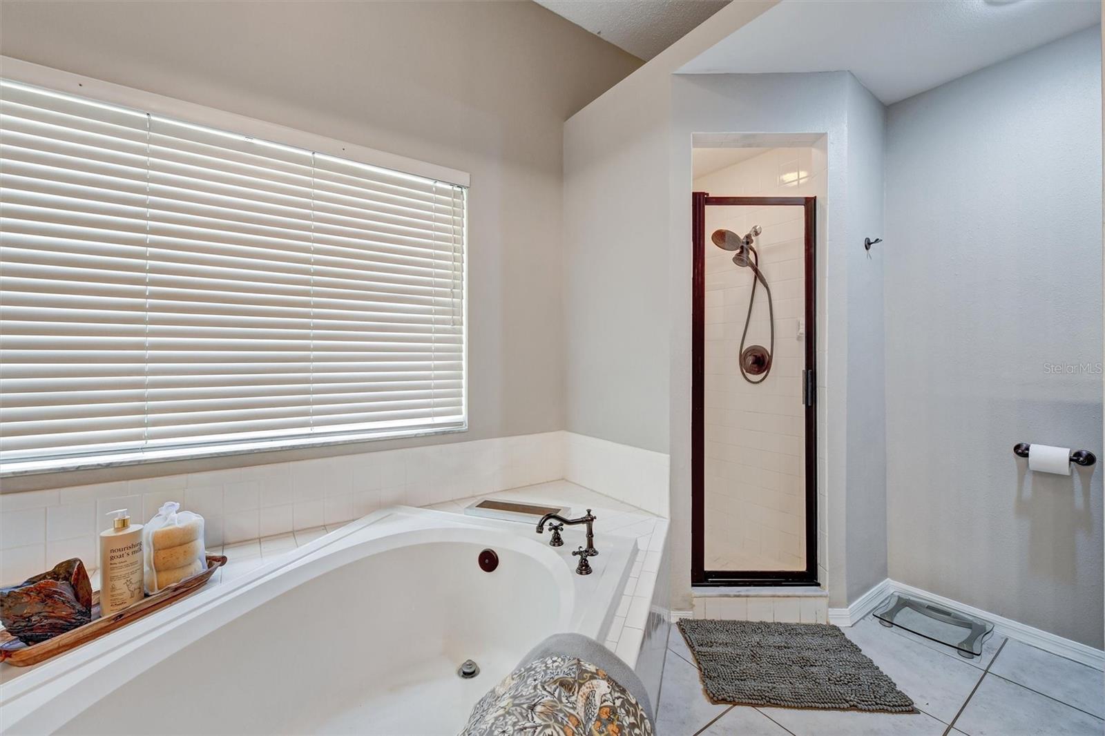 Image 22 of 46 For 4443 Glenbrook Lane