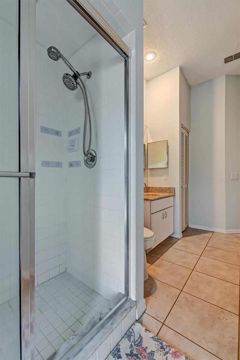 Image 29 of 46 For 4443 Glenbrook Lane