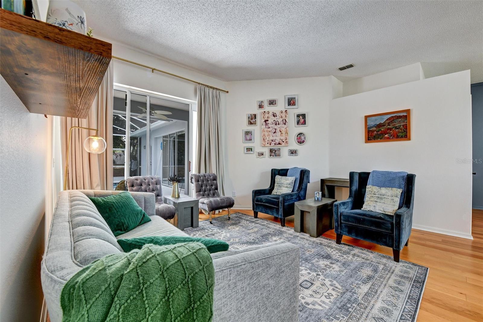 Image 8 of 46 For 4443 Glenbrook Lane