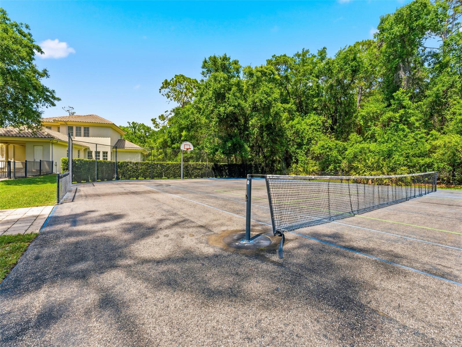 Listing photo id 26 for 18901 Lakes Edge Way