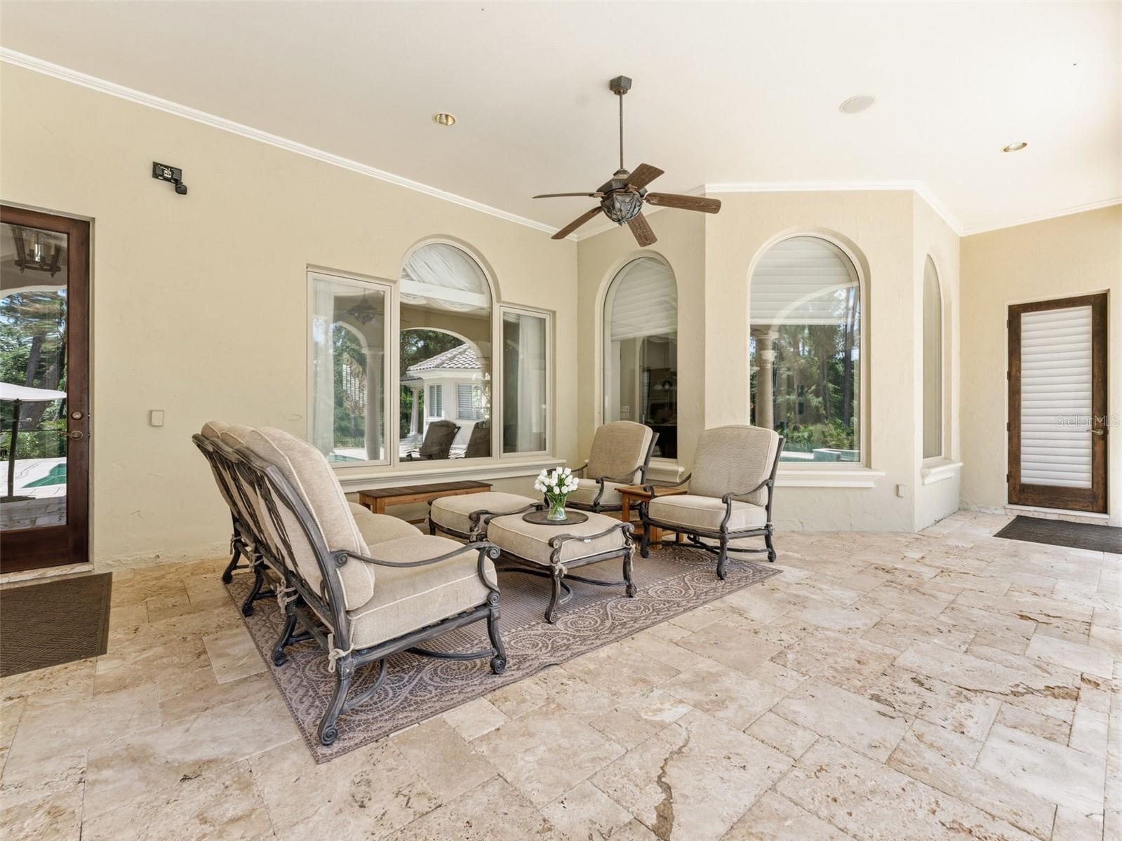 Listing photo id 42 for 18901 Lakes Edge Way