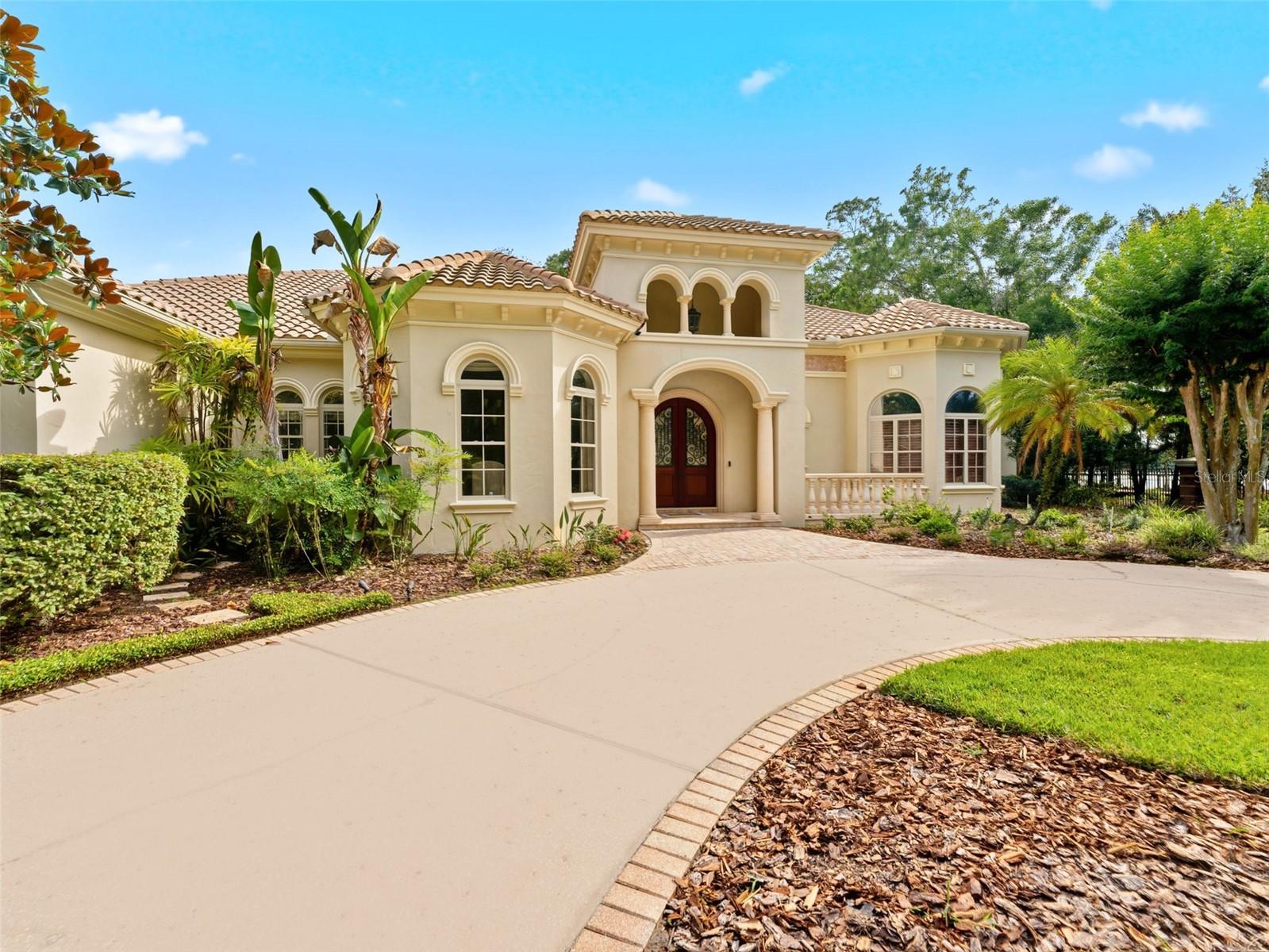 Listing photo id 67 for 18901 Lakes Edge Way