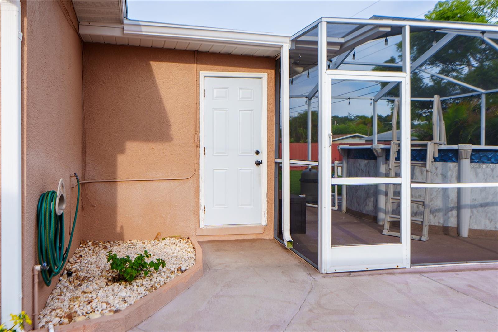 Image 12 of 67 For 4350 37th Avenue N