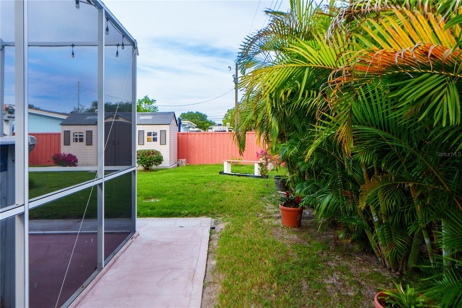Image 14 of 67 For 4350 37th Avenue N