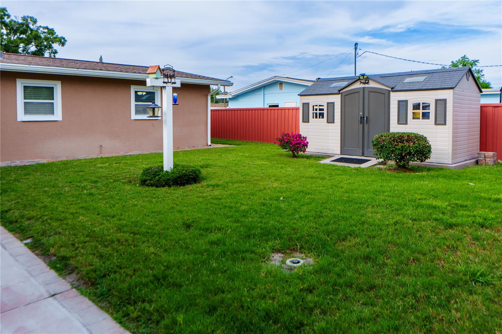 Image 16 of 67 For 4350 37th Avenue N