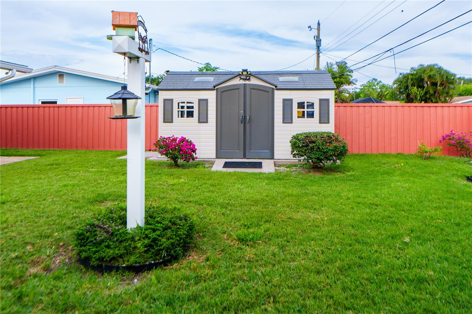 Image 20 of 67 For 4350 37th Avenue N
