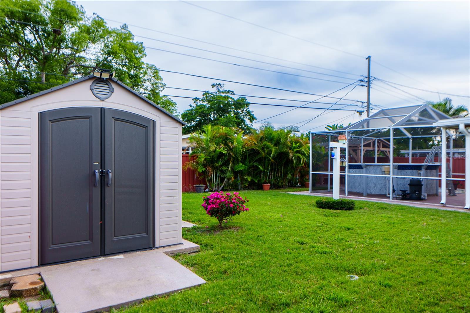 Image 25 of 67 For 4350 37th Avenue N