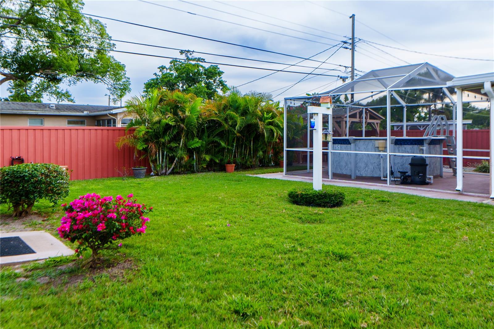 Image 28 of 67 For 4350 37th Avenue N