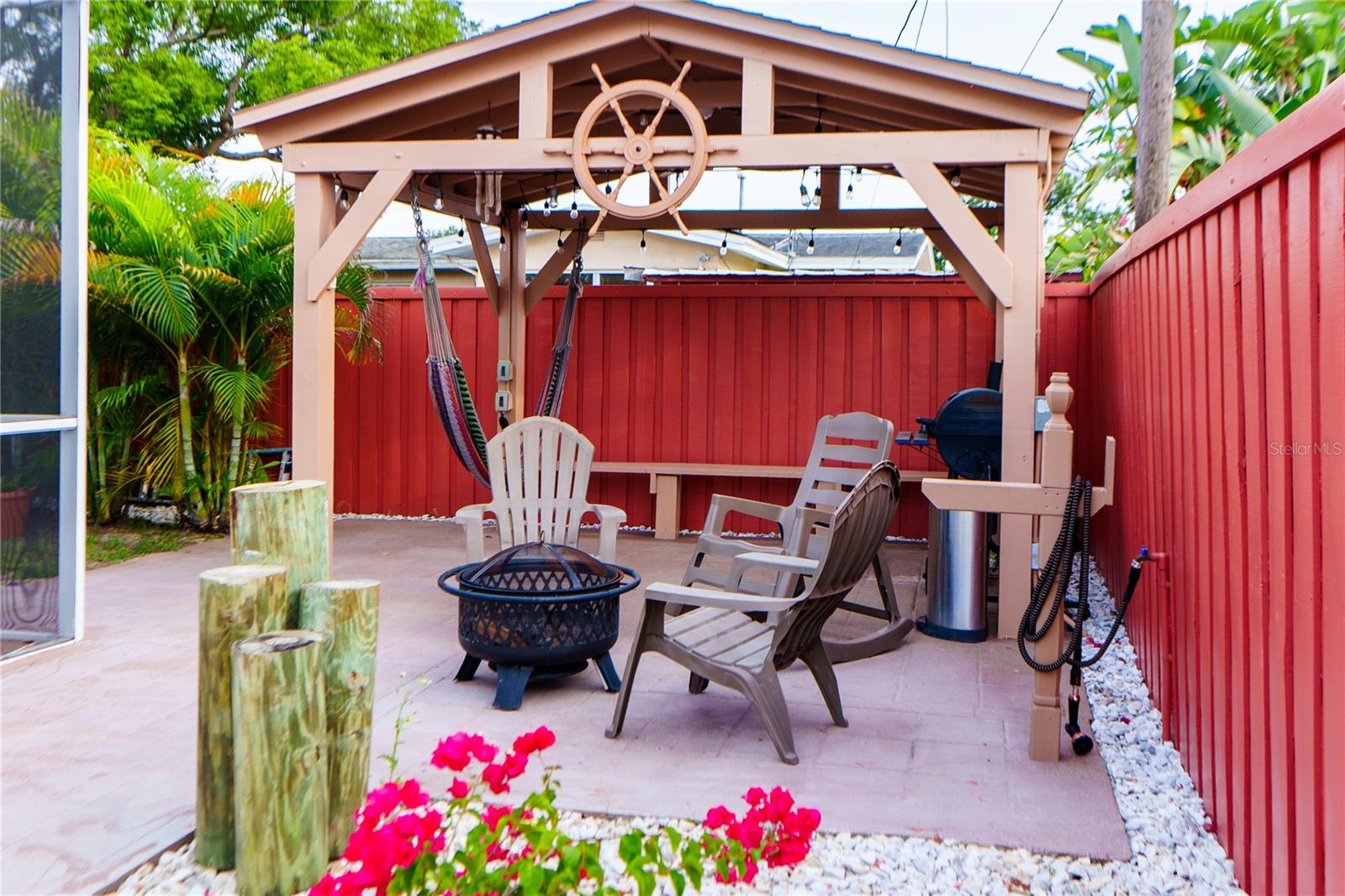 Image 30 of 67 For 4350 37th Avenue N