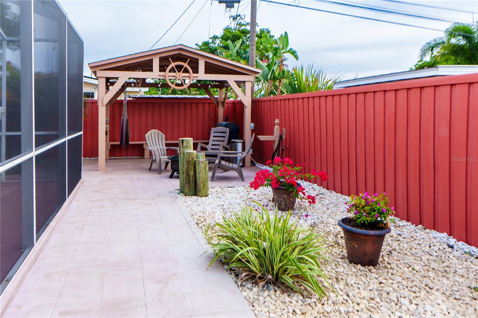 Image 31 of 67 For 4350 37th Avenue N