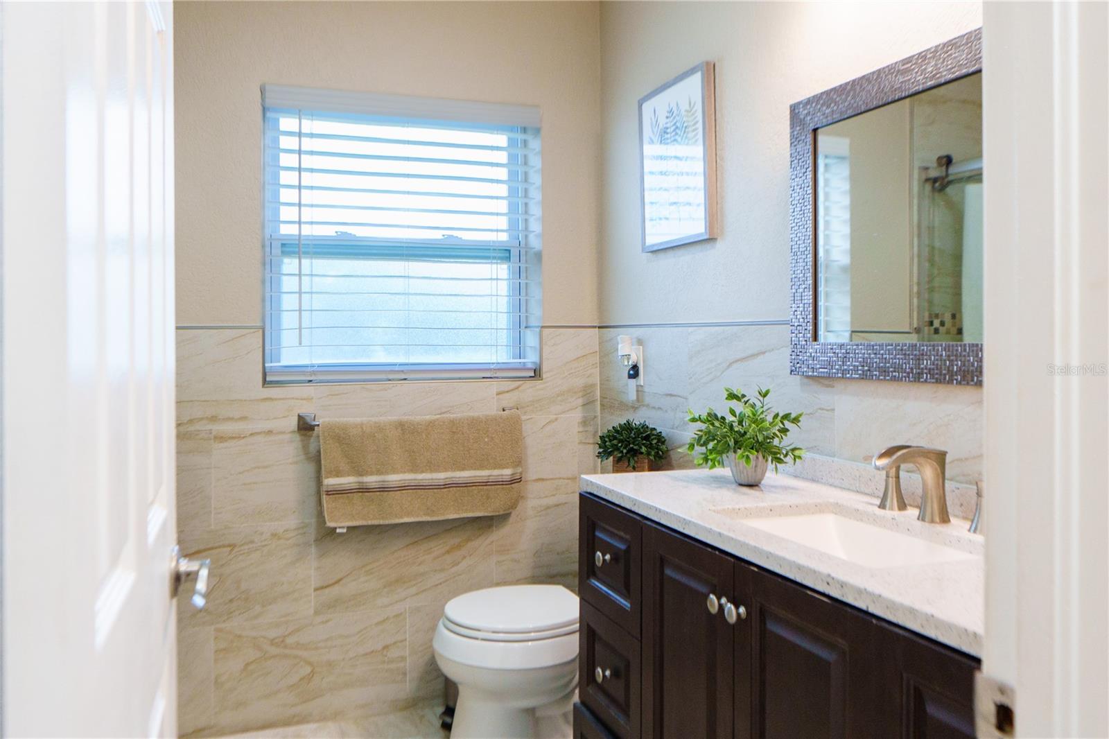 Image 35 of 67 For 4350 37th Avenue N