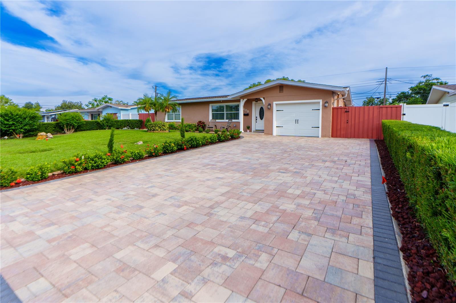 Image 5 of 67 For 4350 37th Avenue N