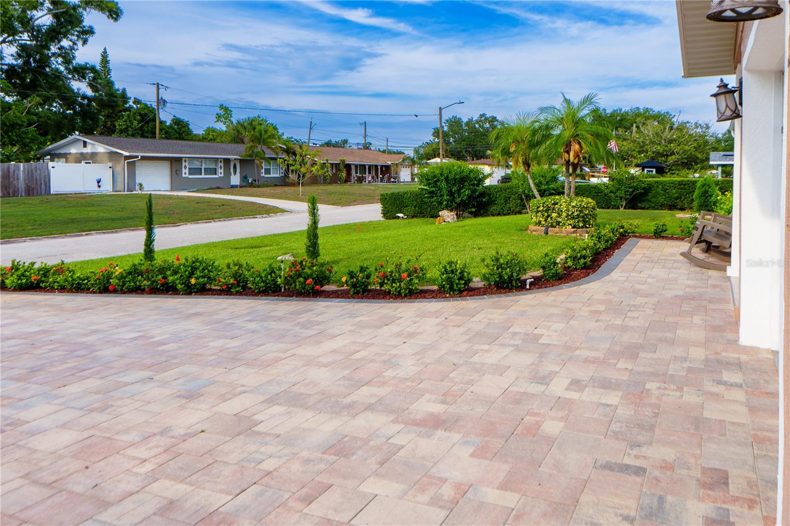 Image 7 of 67 For 4350 37th Avenue N