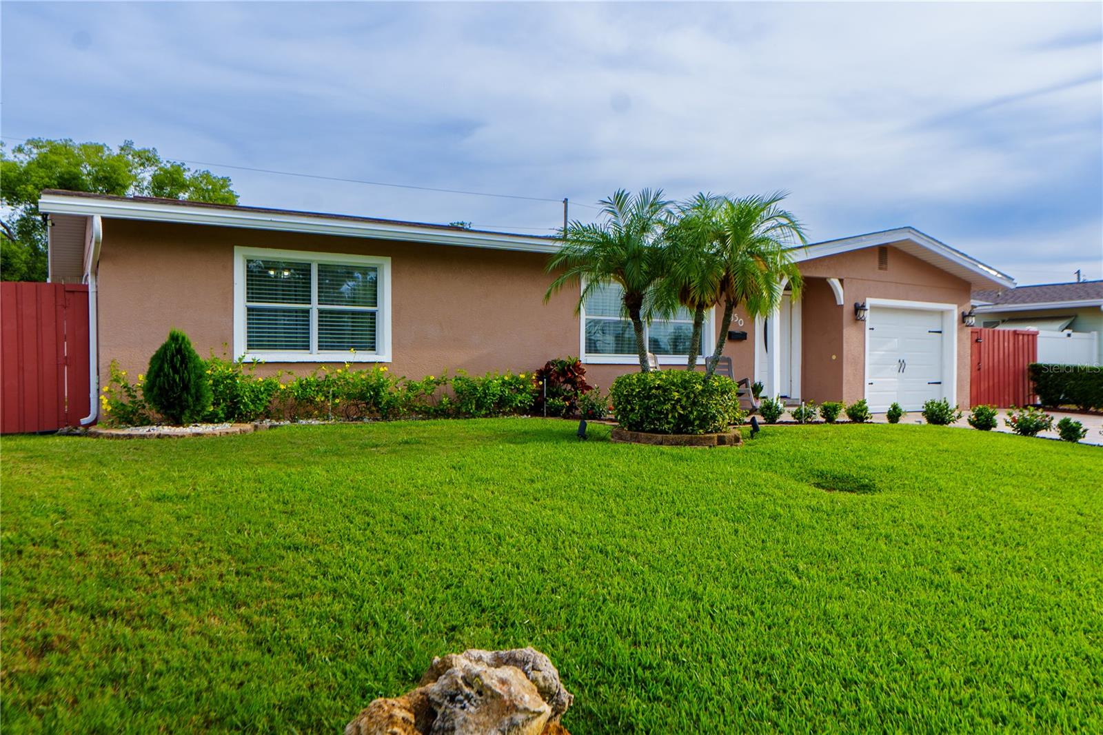 Image 9 of 67 For 4350 37th Avenue N