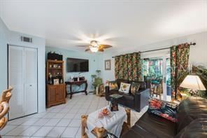 Image 11 of 42 For 3595 41st Lane S H