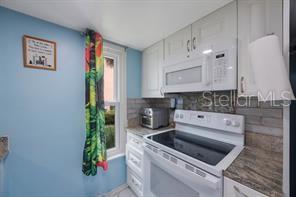 Image 18 of 42 For 3595 41st Lane S H