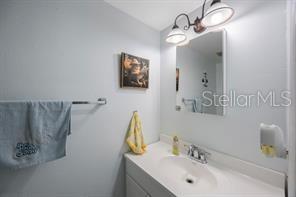 Image 22 of 42 For 3595 41st Lane S H