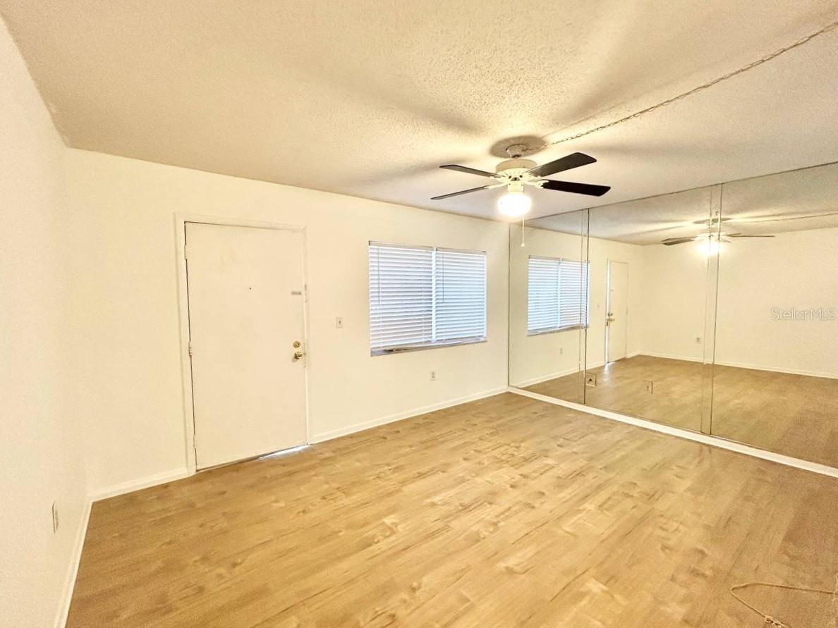 Image 6 of 21 For 2420 Winding Creek Boulevard 109