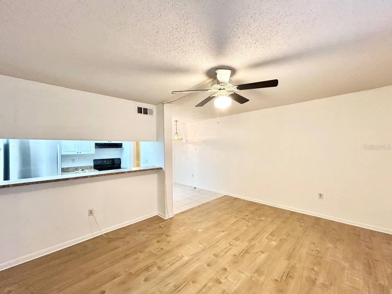 Image 8 of 21 For 2420 Winding Creek Boulevard 109