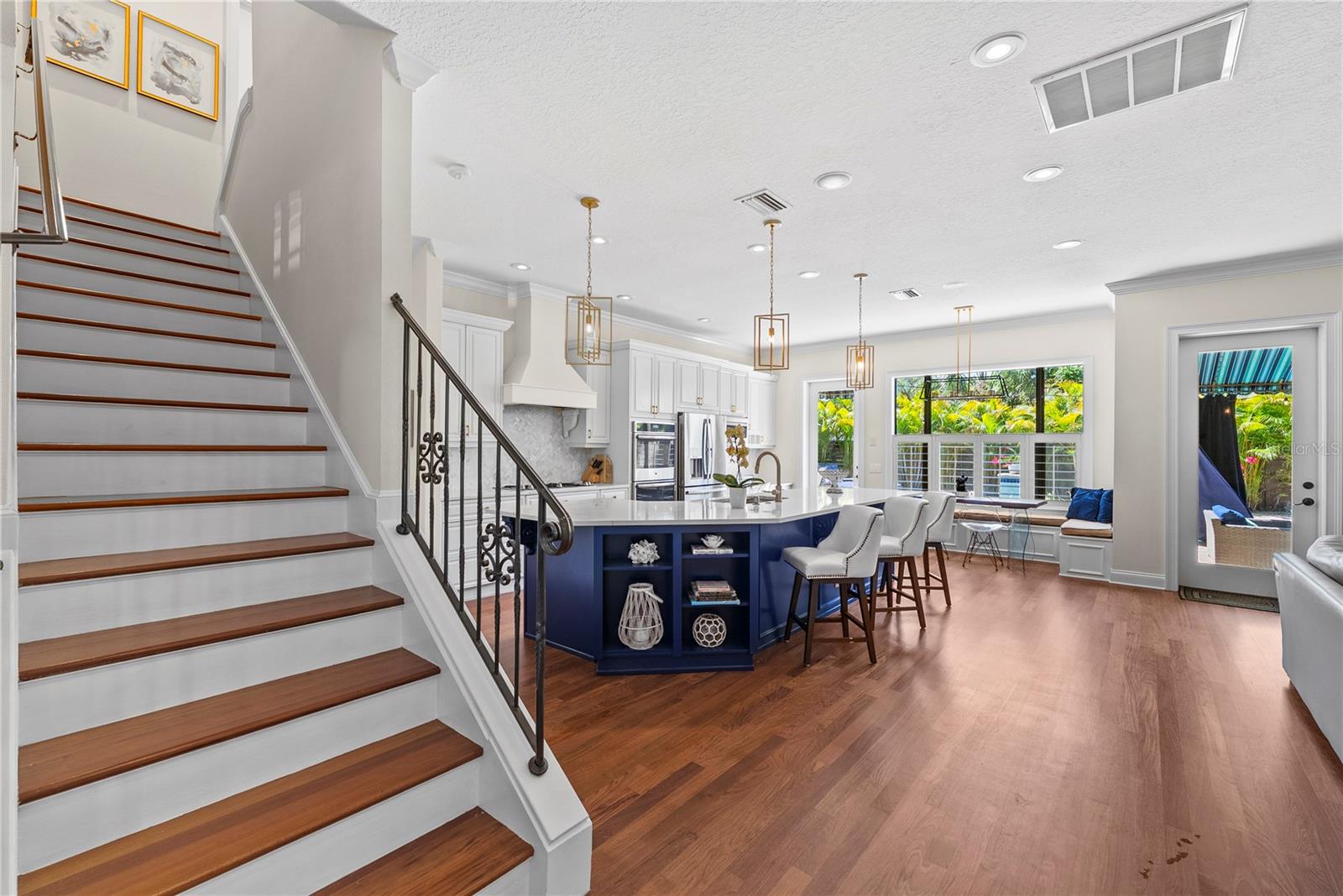 Image 19 of 50 For 3114 Bay Villa Avenue