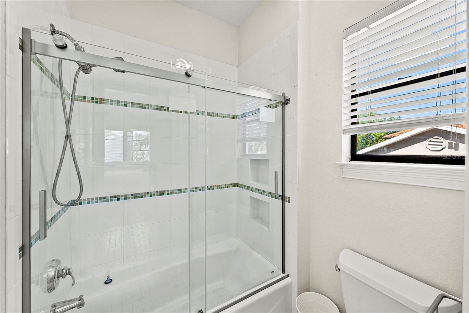 Image 34 of 50 For 3114 Bay Villa Avenue