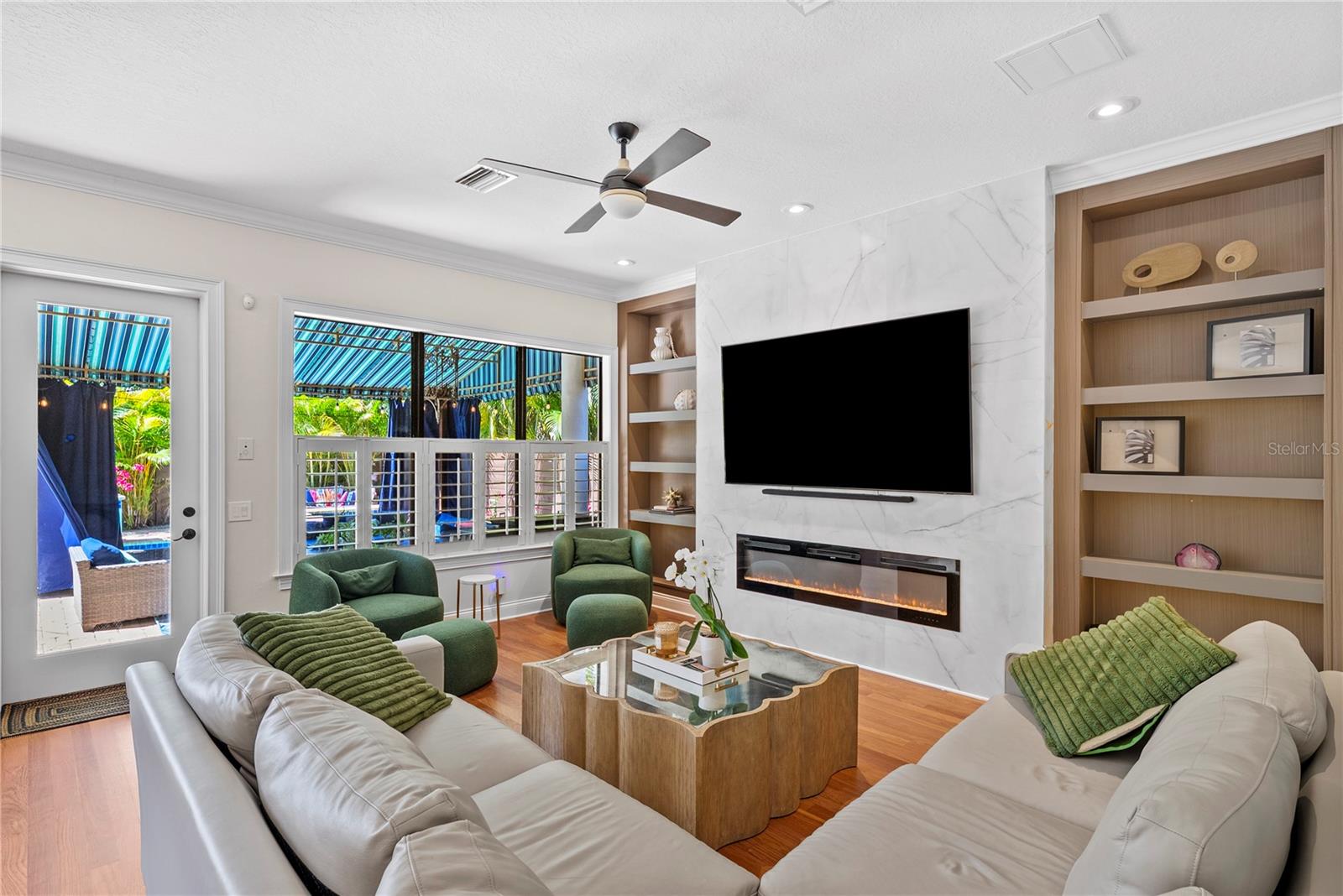 Image 9 of 50 For 3114 Bay Villa Avenue