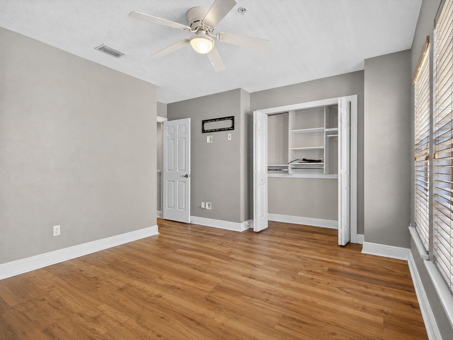 Image 22 of 39 For 3322 Las Campos Place