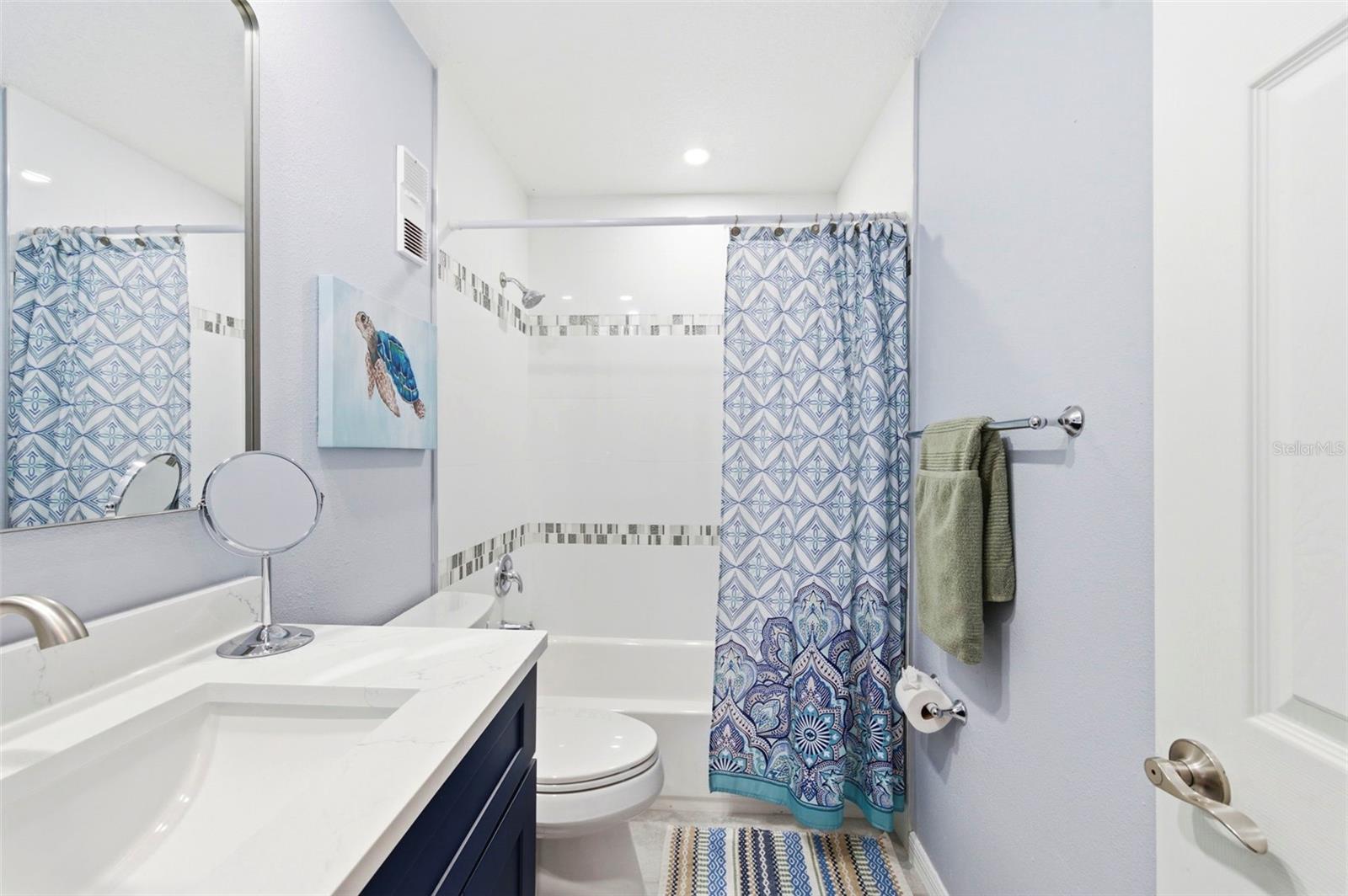 Image 21 of 67 For 201 Pompano Drive Se C Furnishe
