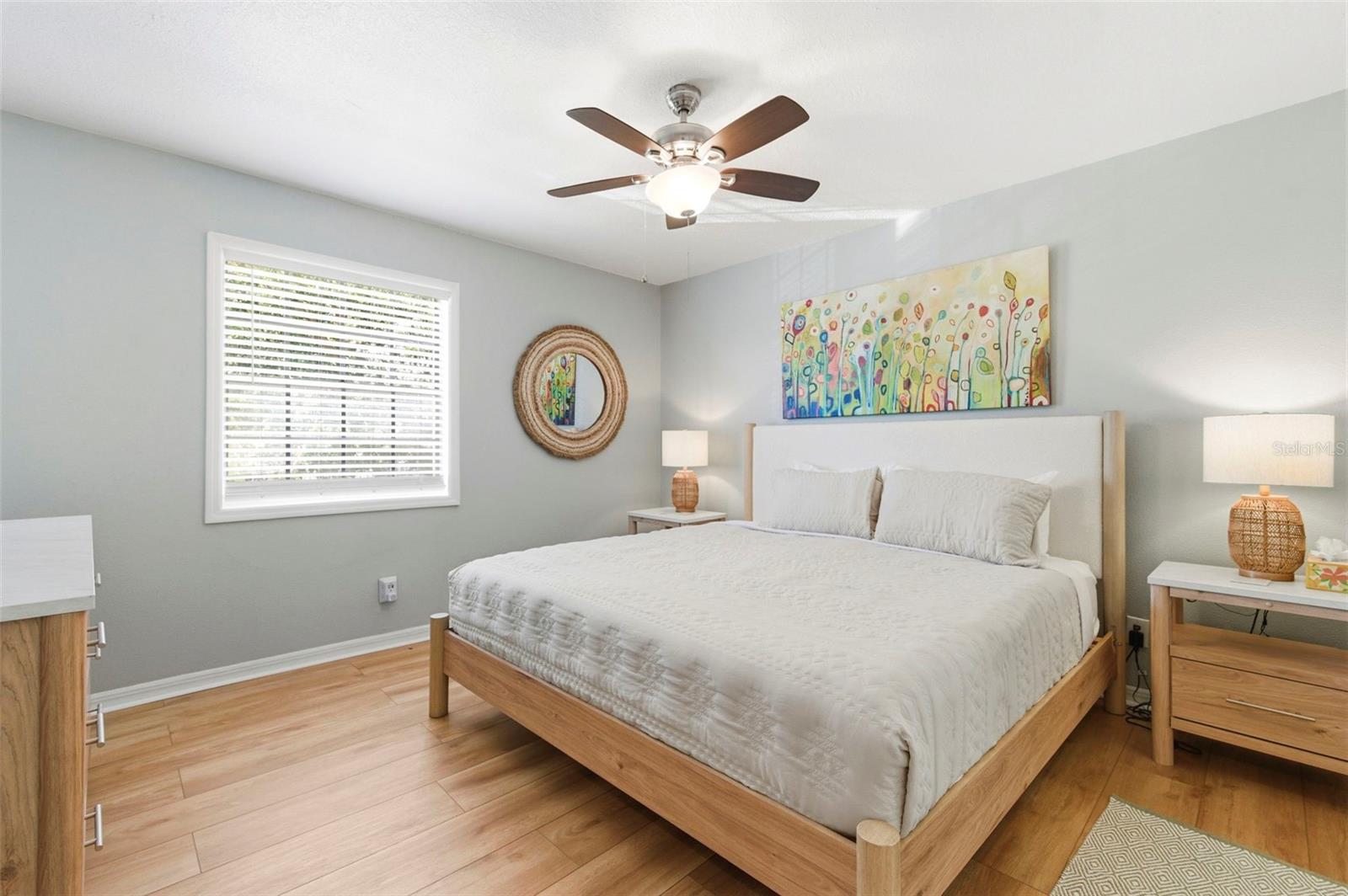 Image 27 of 67 For 201 Pompano Drive Se C Furnishe