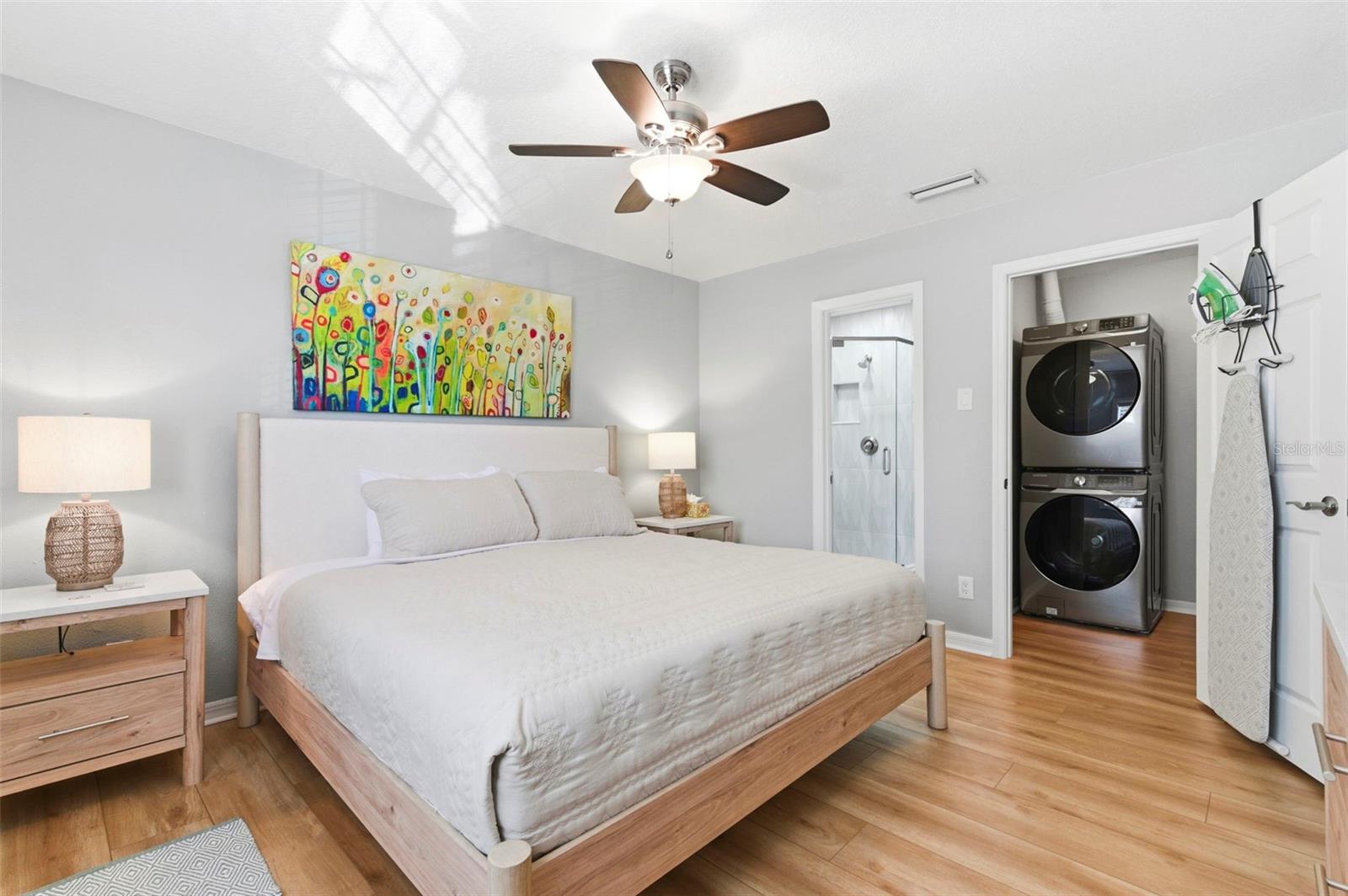 Image 30 of 67 For 201 Pompano Drive Se C Furnishe