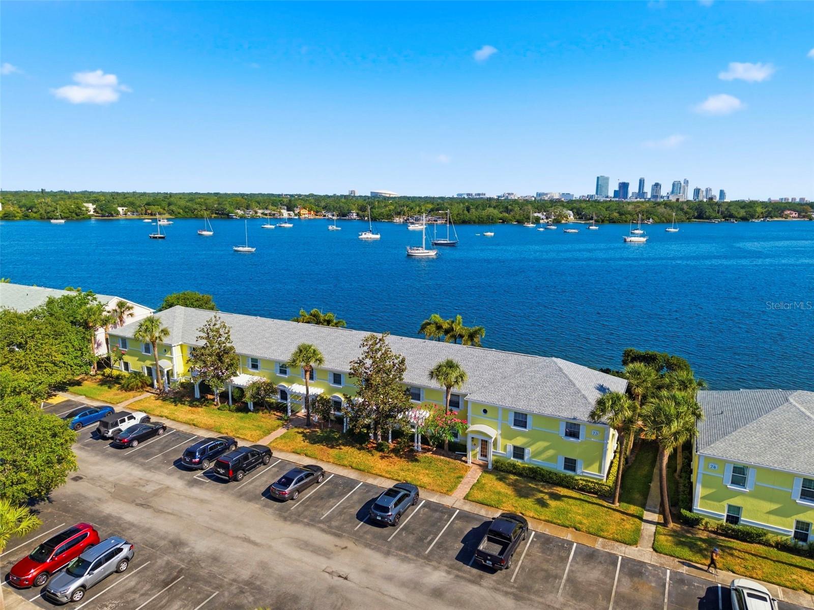 Image 51 of 67 For 201 Pompano Drive Se C Furnishe