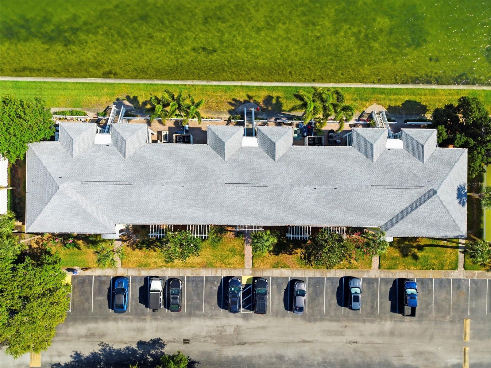 Image 52 of 67 For 201 Pompano Drive Se C Furnishe