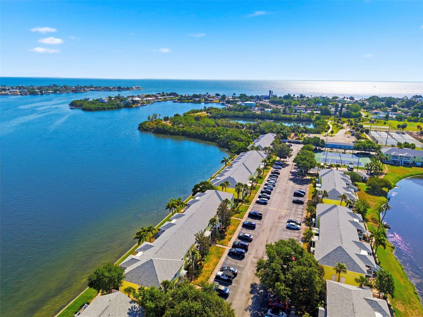 Image 54 of 67 For 201 Pompano Drive Se C Furnishe