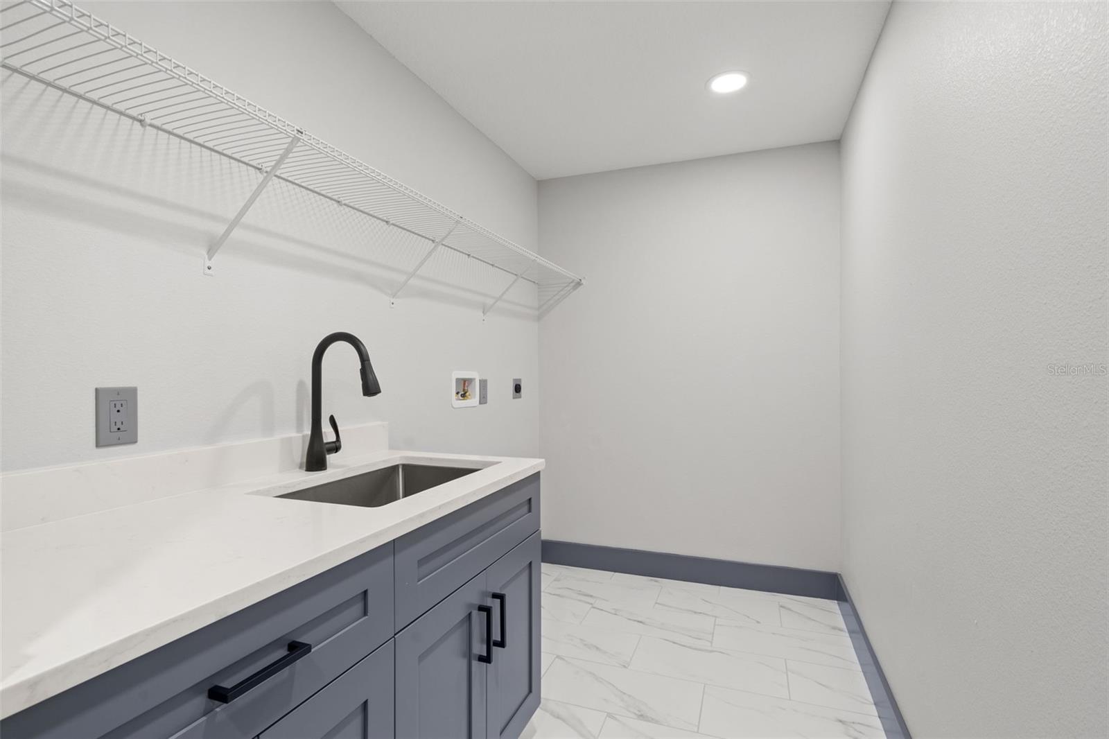 Image 10 of 15 For 478 Lincoln Avenue