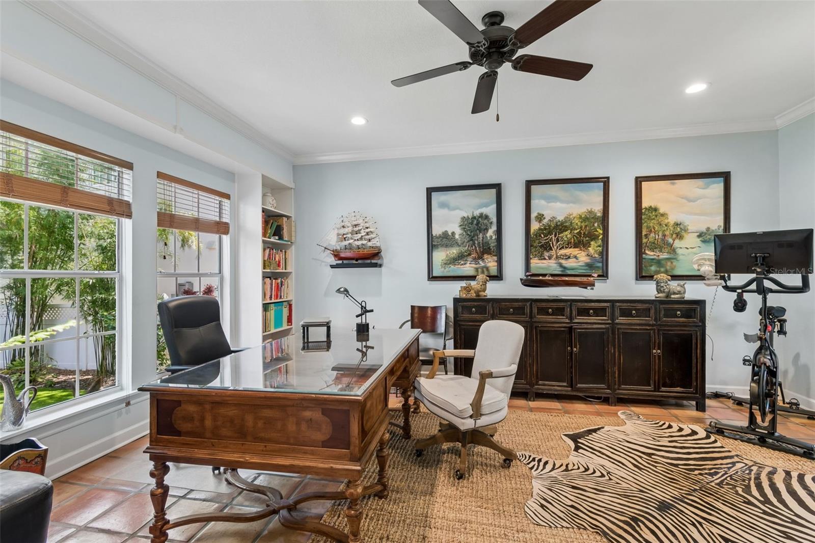Listing photo id 20 for 2941 Bayshore Court