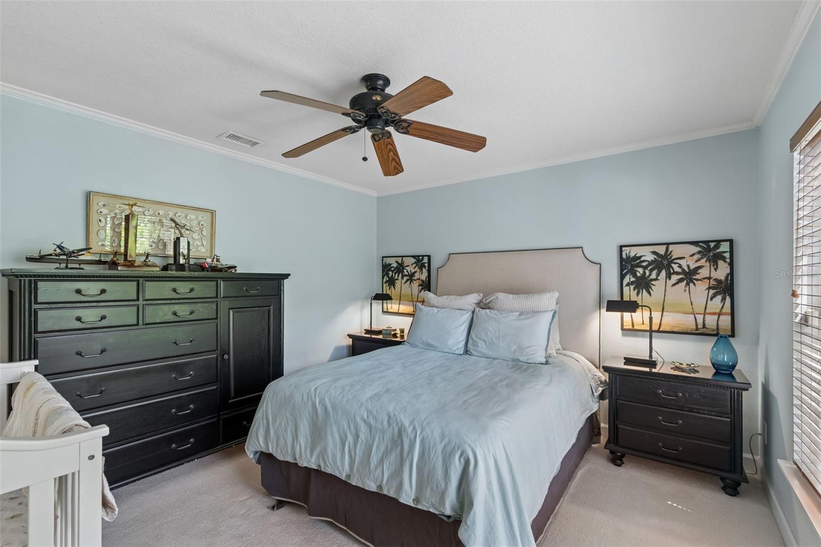 Listing photo id 31 for 2941 Bayshore Court