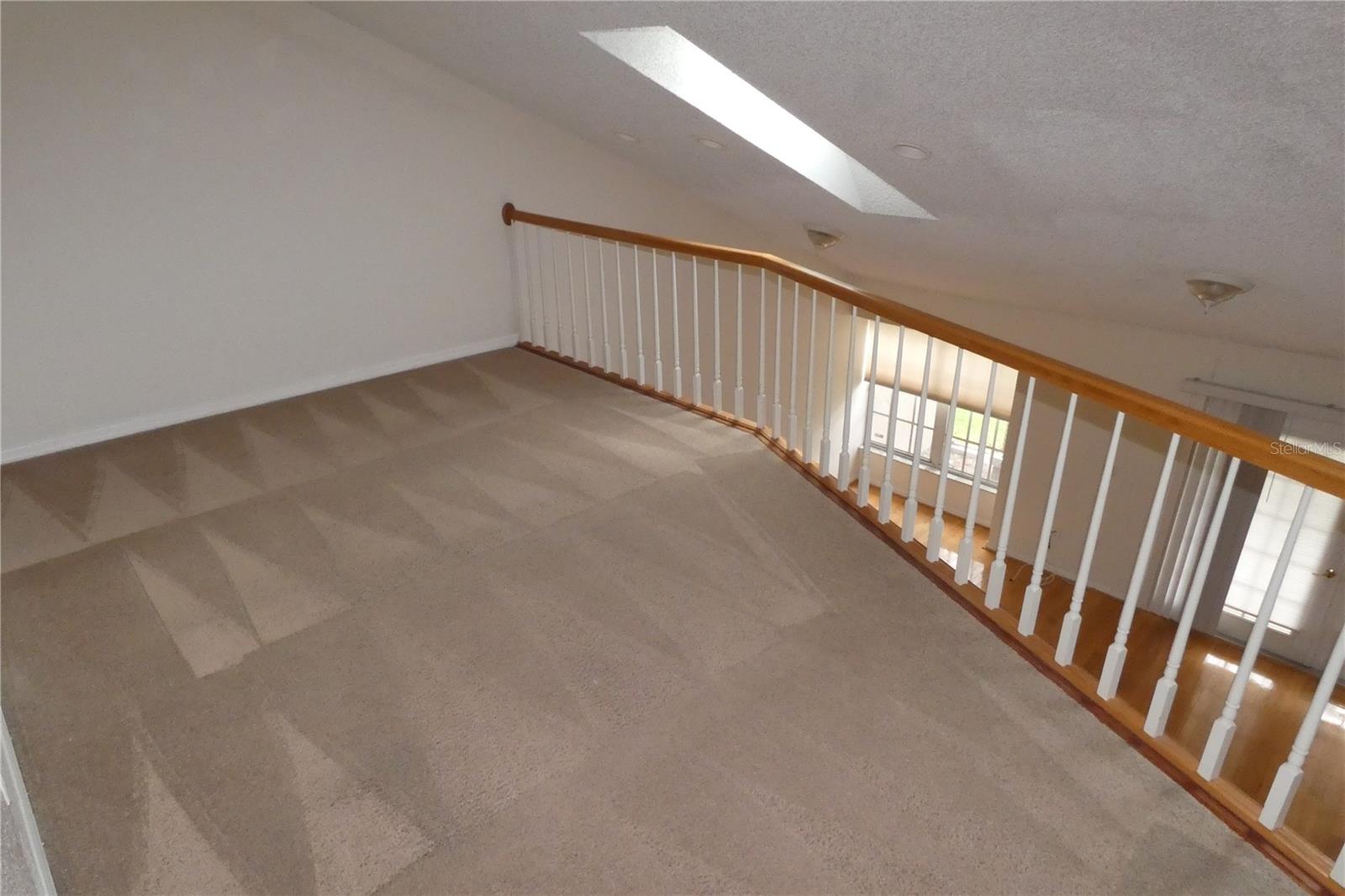 Image 11 of 22 For 617 Segovia Court Ne